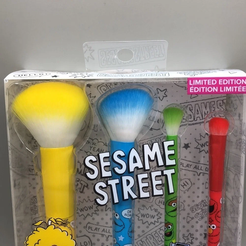 Sesame Street Makeup Brush Set Limited Edition Giftable.